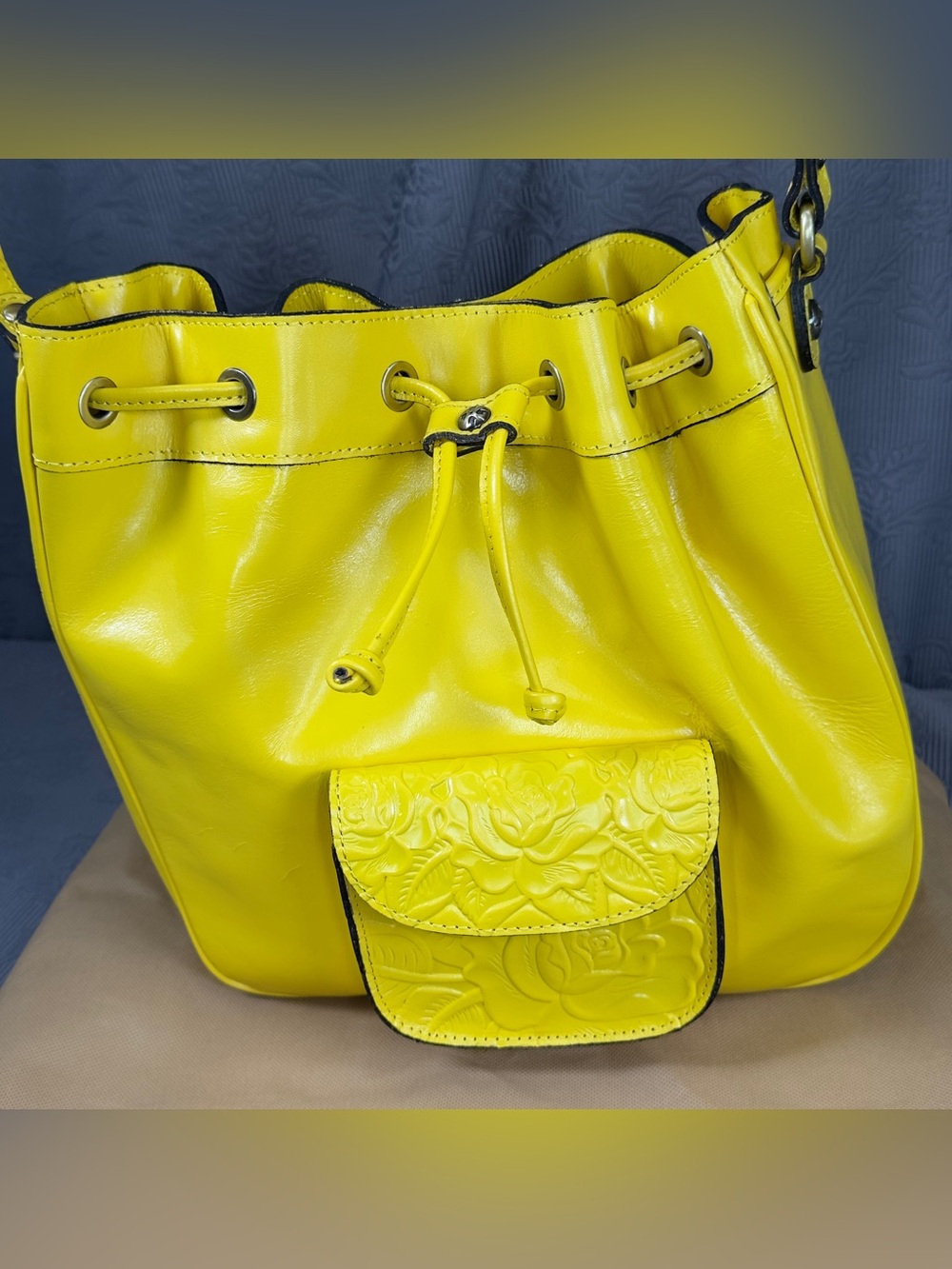 Patricia Nash Giorgia Tooled Floral Yellow Leather Drawstring Crossbody Bag